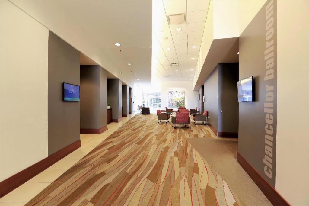 I And Illinois Conference Center - Hotel Champaign